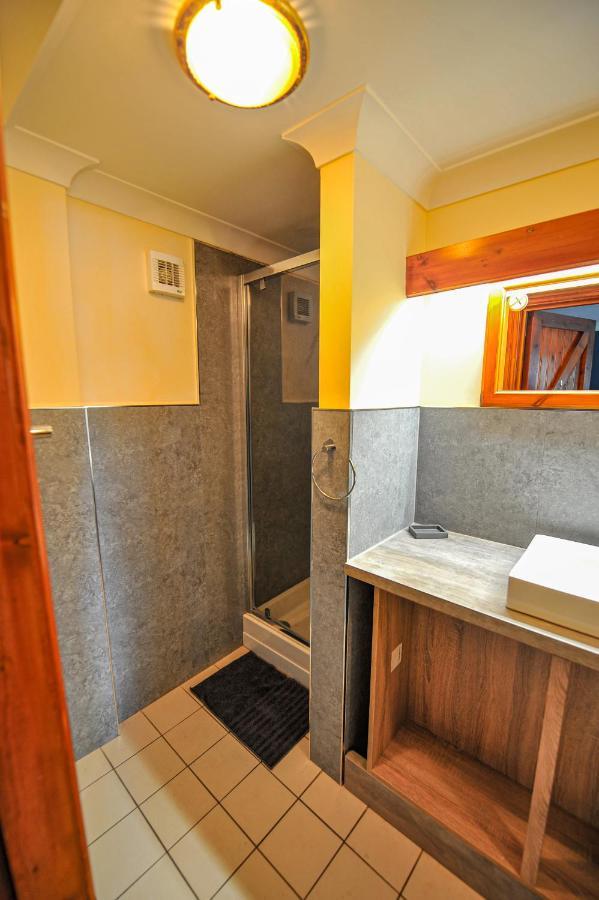 The Coachman Pub, Hartford, Room Only Hartford  Екстер'єр фото
