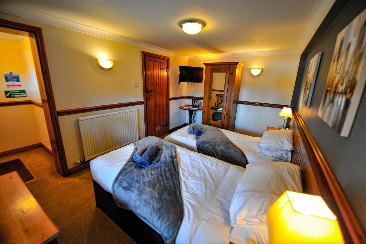 The Coachman Pub, Hartford, Room Only Hartford  Екстер'єр фото